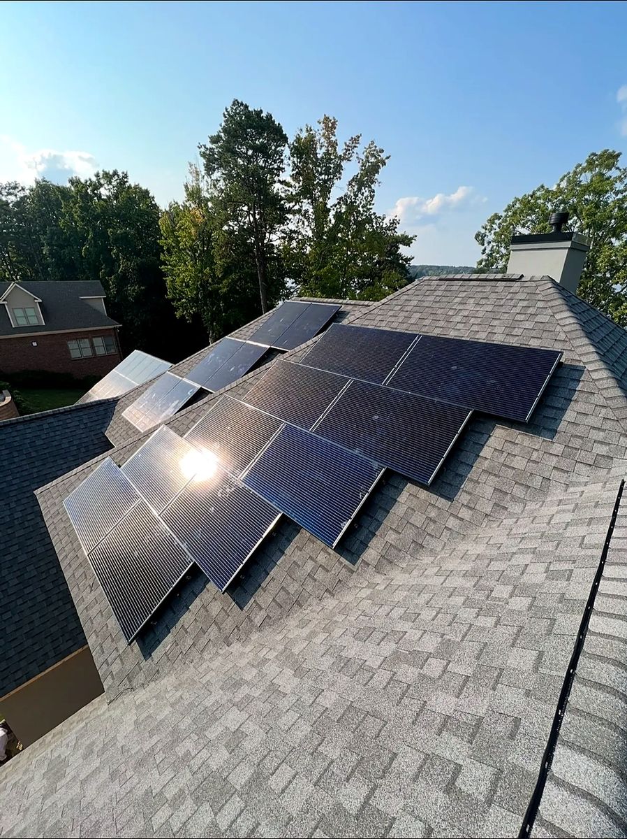 Rooftop solar panel array on a Carolinas home